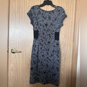 New Magazine Carcoal Elastic Waist Knit Dress Women’s S